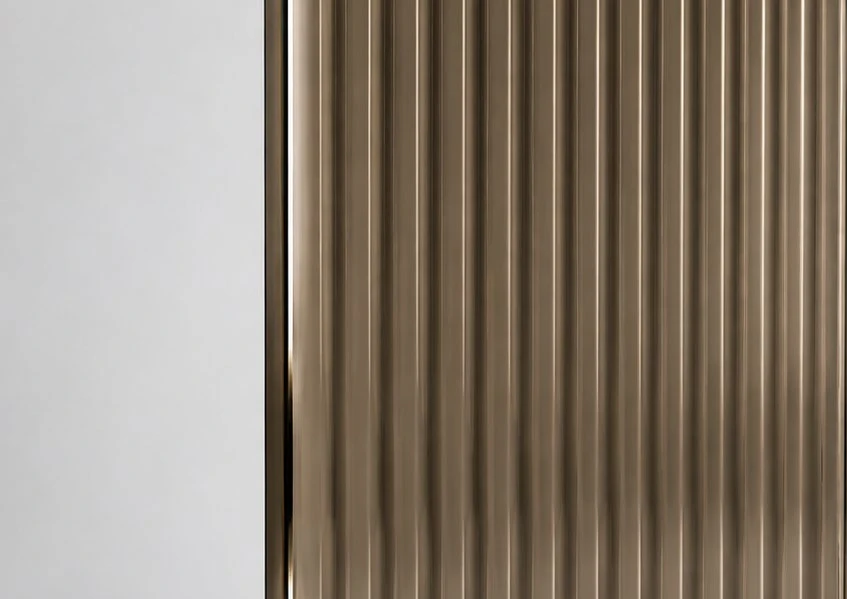 Corrugated EvolutaGLASS surface detail