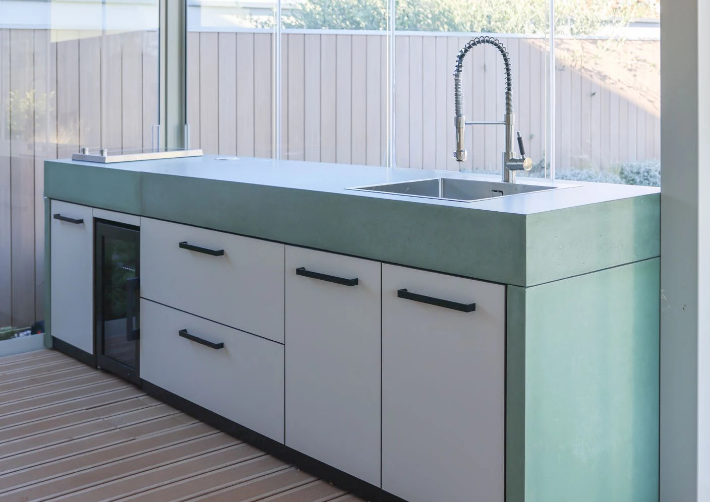 ROCK in olive tones in Novigrad
