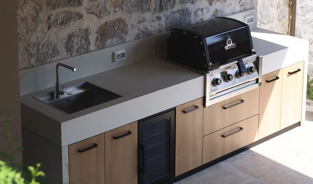Detalle de una cocina de exterior Evoluta